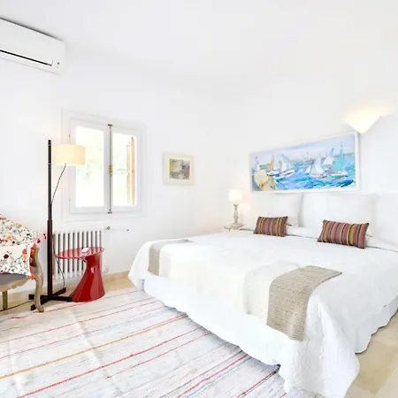 House With 5 In Furnet With Wonderful Sea View, Private Pool, Enclo...